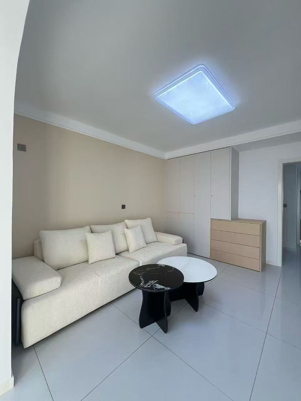 爬山街早市西頭住人1樓82.43平兩室精裝修拎包入住28.8 爬山街早市西頭住人1樓82.43平兩室精裝修拎包入住28.8