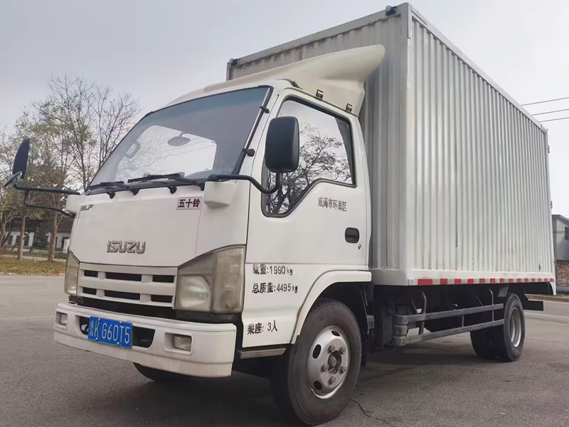 國(guó)五五十鈴四米二寬體廂貨 國(guó)五五十鈴四米二寬體廂貨