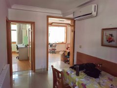 爬山街住人2樓兩室500元家具家電齊全