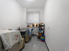 大眾完小門口一樓18萬