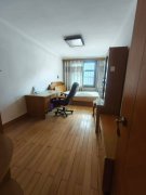 初家園2000年混合結構三樓136.7平三室?guī)?0平車庫34