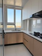 九里水頭居民小區(qū)三室106.69平精裝修38萬