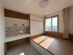 九里水頭居民小區(qū)三室106.69平精裝修38萬