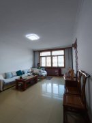 河南水產(chǎn)旁利民街澆筑樓三樓143.55平三室49.8萬