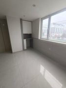 新羅小鎮(zhèn)電梯好樓層上下兩層115.78平精裝21.6