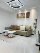 天山水尚居民小區(qū)8樓電梯好樓層三室102平精裝37.8萬(wàn)