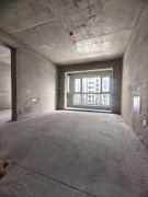 錦繡山城封閉小區(qū)119.48平三室地下車位32.9平49.8