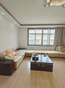 御景園貼地三樓121平+車庫僅售29.8萬三室 御景園貼地三樓121平+車庫僅售29.8萬三室