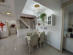 世源峰山御園主樓110平+40多平內(nèi)閣三室兩衛(wèi)裝修53.8萬