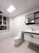 上海豪庭東邊戶 123.65平 三室兩衛(wèi)精裝未住 僅售59.