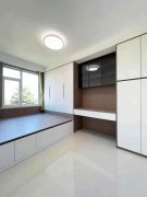 環(huán)島花園3樓 146.31平三室兩衛(wèi)精裝未住49.8萬(wàn)