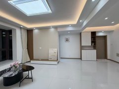 御景花園112.29平三室北向大平臺(tái)53.8萬