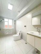 龍山路南12號多層住人二樓 124.13平三室32萬