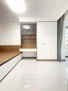 龍山路南12號多層住人二樓 124.13平三室32萬