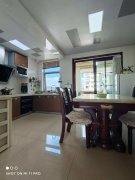 土地局家屬樓秀峰閣149.53平品牌精裝修三室兩衛(wèi)75.8萬(wàn)